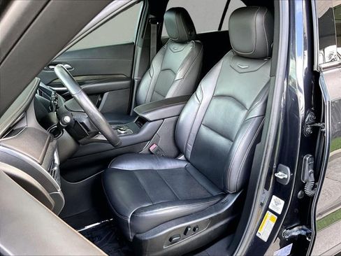 Used 2022 Cadillac XT4 Sport w/ Comfort Package AWD/4WD image 27