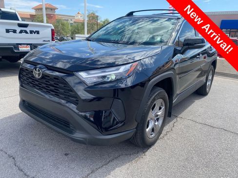 Used 2024 Toyota RAV4 XLE AWD/4WD image 1