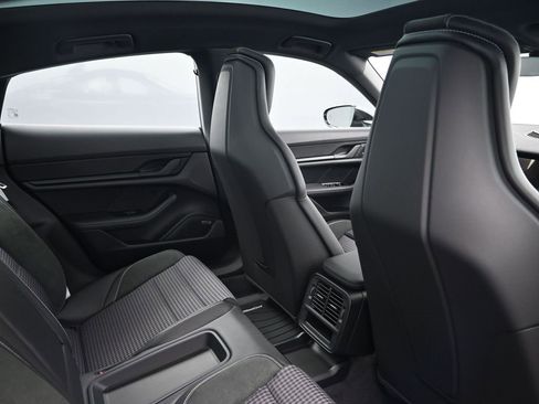 New 2026 Porsche Taycan image 7