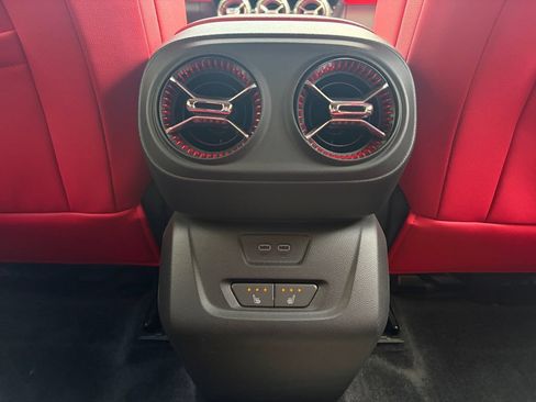 Used 2024 Chevrolet Blazer EV RS AWD/4WD image 27