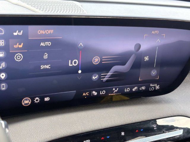 Used 2025 Buick Enclave Preferred FWD image 26