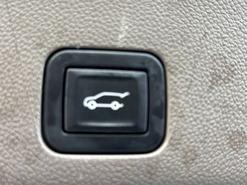 Used 2023 GMC Yukon Denali w/ Max Trailering Package image 39