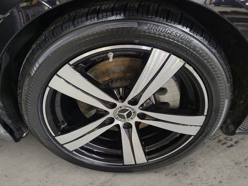 Used 2022 Mercedes-Benz C 300 4MATIC Sedan image 9