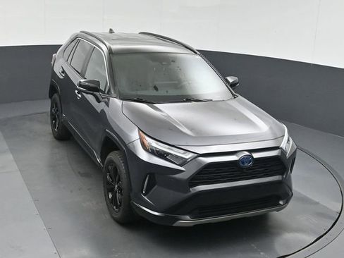 Used 2024 Toyota RAV4 XSE w/ Advanced Technology Package AWD/4WD image 39