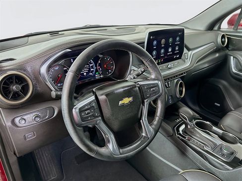 Used 2025 Chevrolet Blazer Premier w/ Driver Confidence II Package image 10