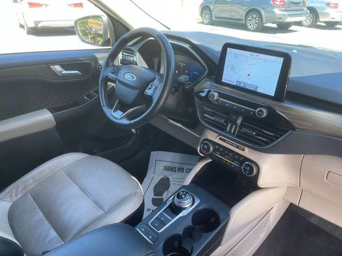 Used 2020 Ford Escape Titanium AWD/4WD image 31