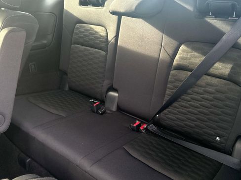 Used 2024 Nissan Pathfinder SV w/ SV Premium Package image 28