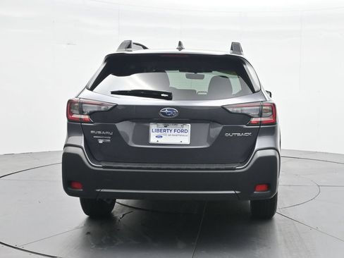 Used 2025 Subaru Outback Premium AWD/4WD image 7