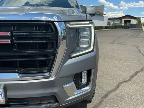 Used 2021 GMC Yukon SLE AWD/4WD image 3
