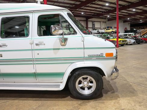 Used 1993 GMC G2500 Vandura RWD image 11