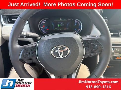 Used 2024 Toyota RAV4 XLE Premium w/ Weather Package AWD/4WD image 12