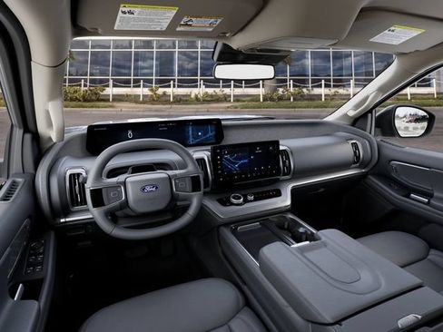 New 2027 Ford Expedition Max Active RWD image 9