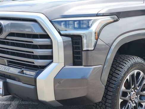 Used 2023 Toyota Tundra Limited AWD/4WD image 7