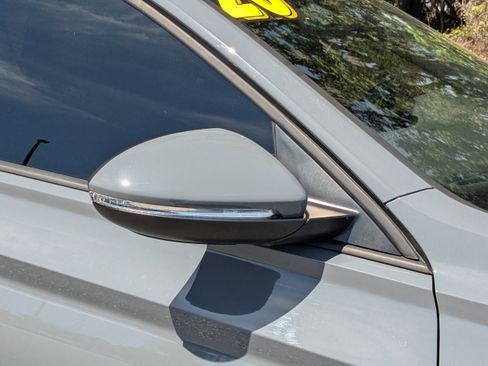 Used 2020 Volkswagen Jetta GLI Autobahn image 11