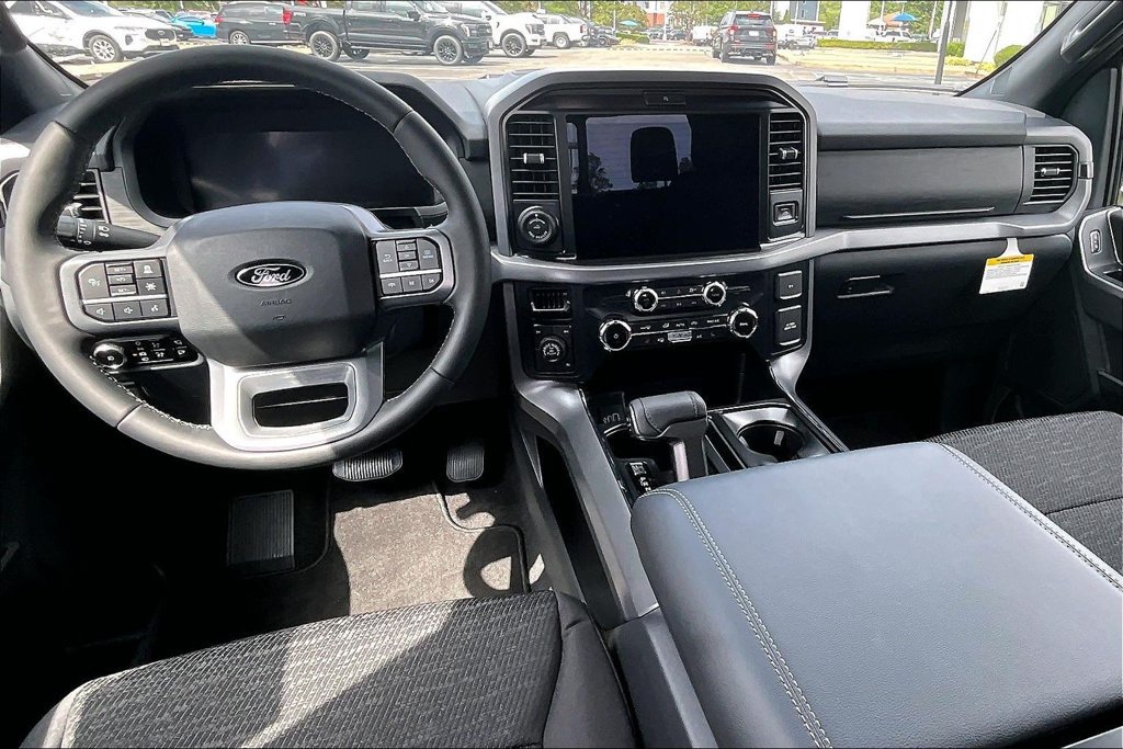 New 2026 Ford F150 XLT w/ Equipment Group 302A MID AWD/4WD image 5