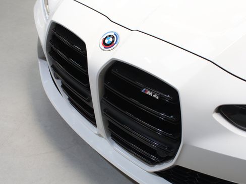 Used 2023 BMW M4 Coupe RWD image 8