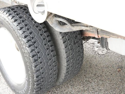 Used 2023 Ford E-350 and Econoline 350 Super Duty w/ Power Windows & Locks Group RWD image 30