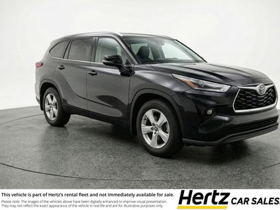 Used 2025 Toyota Highlander LE