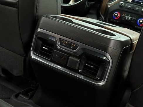 Used 2019 Chevrolet Silverado 1500 High Country w/ Technology Package image 27