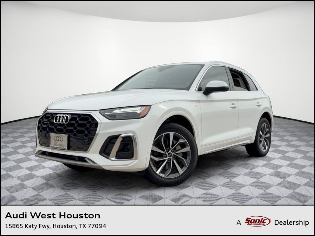 Used 2023 Audi Q5 2.0T Premium w/ Convenience Package AWD/4WD image 1