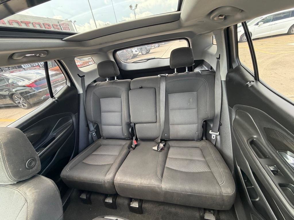 Used 2023 GMC Terrain SLE w/ Driver Convenience Package FWD image 17