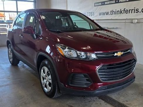 Used 2017 Chevrolet Trax LS image 9