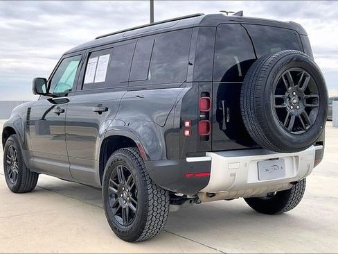 Used 2025 Land Rover Defender 110 S image 15