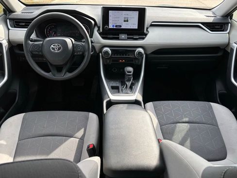 Used 2023 Toyota RAV4 XLE w/ Convenience Package image 9