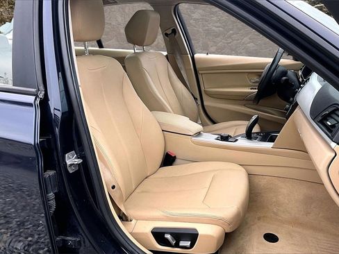 Used 2016 BMW 320i xDrive Sedan image 7