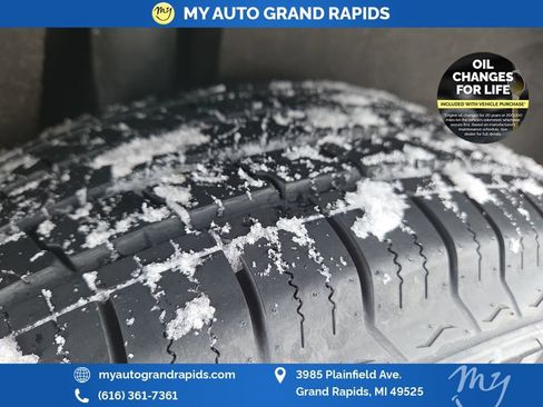 Used 2020 Volkswagen Tiguan S w/ 3rd Row Seat Package image 42