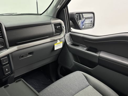 Used 2025 Ford F150 XLT w/ Equipment Group 301A Standard image 26