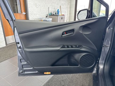 Certified 2017 Toyota Prius Four Touring image 30