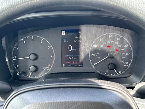 Used 2025 Toyota Corolla LE image 29