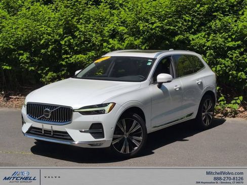 Certified 2023 Volvo XC60 B5 Plus AWD/4WD image 1
