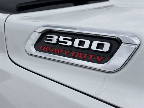 Used 2022 RAM 3500 Tradesman image 7