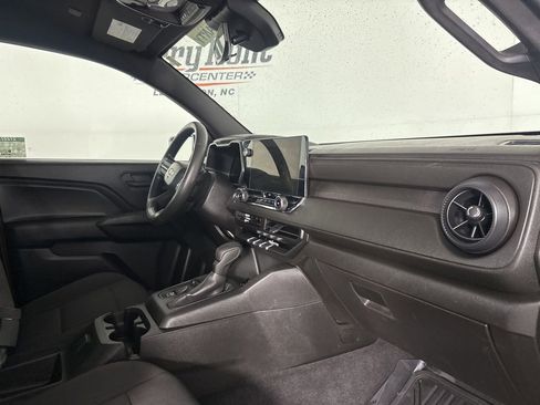 Used 2024 Chevrolet Colorado W/T image 26