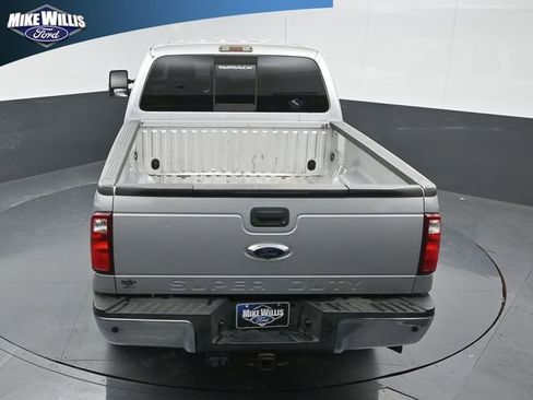Used 2015 Ford F250 Lariat w/ Lariat Interior Package image 14