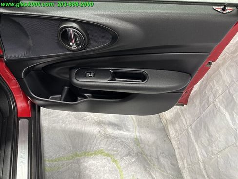Used 2019 MINI Cooper Clubman ALL4 image 26