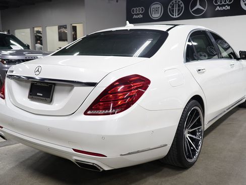 Used 2017 Mercedes-Benz S 550 Sedan w/ Premium Package image 5