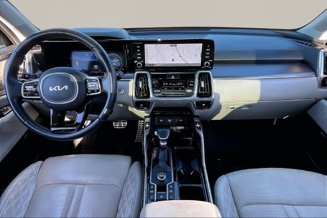 Used 2022 Kia Sorento SX FWD image 7