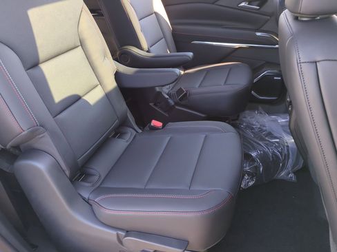 New 2026 Chevrolet Traverse Z71 w/ Enhanced Driving Package image 28