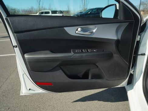 Used 2024 Kia Forte LX image 14