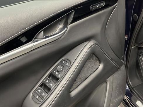 Used 2023 INFINITI QX60 Pure image 31