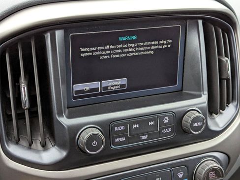 Used 2018 Chevrolet Colorado Z71 AWD/4WD image 23