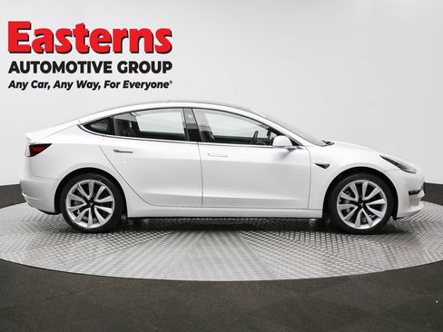 Used 2018 Tesla Model 3 Long Range image 4