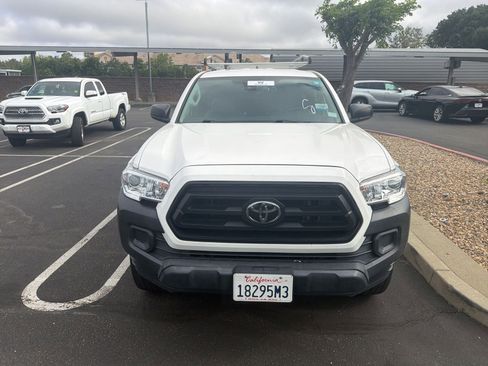 Used 2022 Toyota Tacoma SR RWD image 3