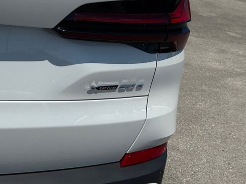 New 2026 BMW X5 xDrive50e w/ Climate Comfort Package AWD/4WD image 11