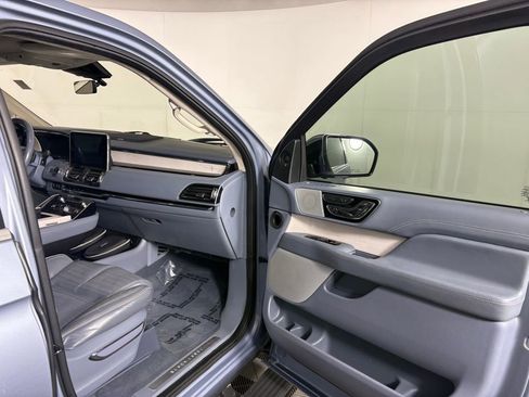 Used 2018 Lincoln Navigator Black Label w/ Cargo Package image 37