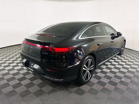 Used 2023 Mercedes-Benz EQE 500 4MATIC Sedan image 3