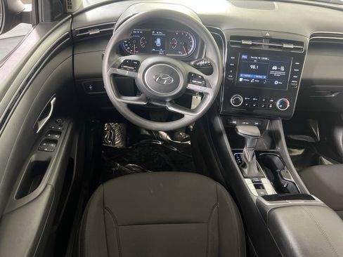 Used 2023 Hyundai Tucson SE image 20